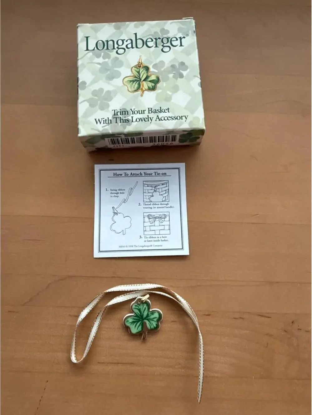 Longaberger Shamrock Clover Metal Tie-On #36056